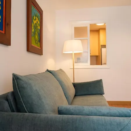 Elegante Apt. P/4 En El Centro De C/wifi * Βίγκο