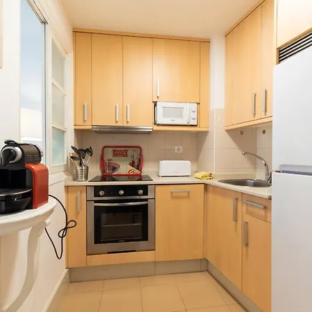 Elegante Apt. P/4 En El Centro De C/wifi * Βίγκο